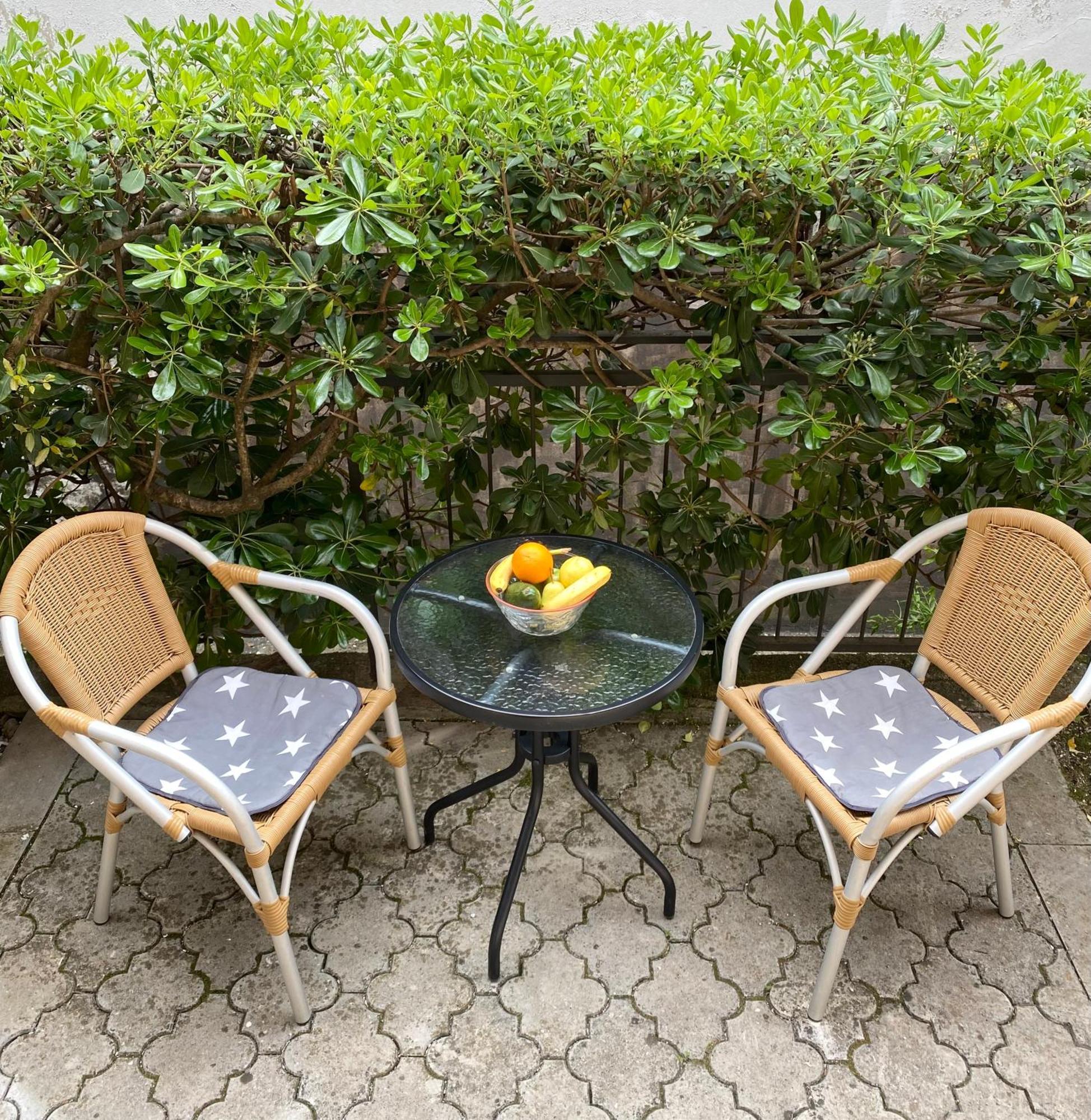 Apartman - Dobrota Sun Kotor Exteriör bild