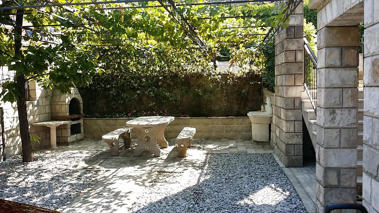 Apartman - Dobrota Sun Kotor Exteriör bild